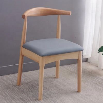 Muebles de comedor de estilo europeo sillas modernas con cuerno de buey y asiento de PU/tejido marco de madera