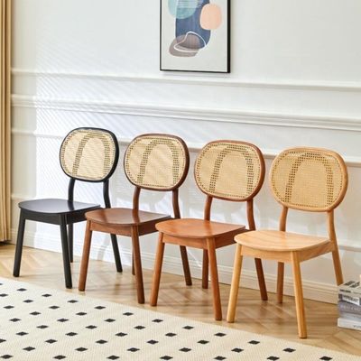 Silla de madera para comedor hecha a mano de origen nórdico silla de mimbre silla de ratán sin cojín silla de jardín silla de sala de estar en tamaño personalizado