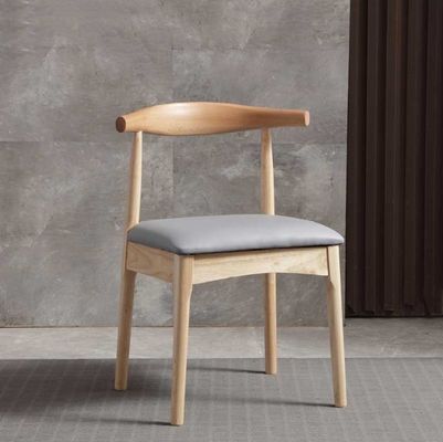 Silla de comedor de nitrolacquer de ratan y madera sólida para muebles de hoteles y restaurantes en estilo moderno nórdico