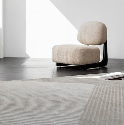 Sofá de madera sólida Salón de ocio Tejido Muebles de sala de estar Silla nórdica 50pcs Silla de sofá de madera moderna Silla tapizada