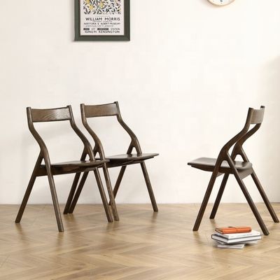 Silla de restaurante de madera de lujo de estilo moderno con diseños y materiales aceptables para el cliente