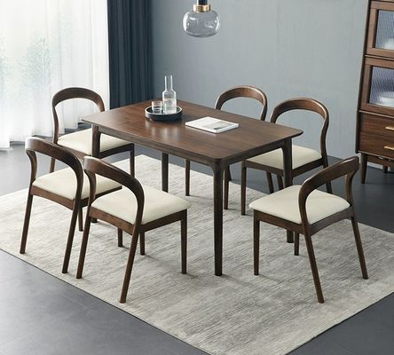 Moderna mesa de comedor y silla de madera nórdica con marco de madera de caucho para oficina en el hogar