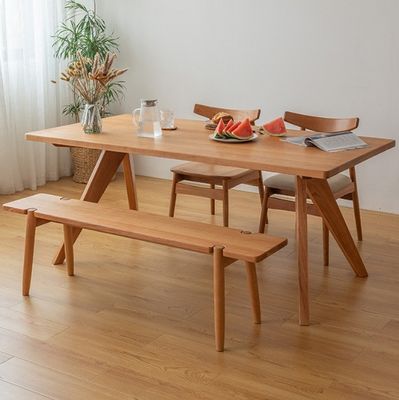 Tablas y sillas de madera sólida para restaurantes de madera rectangular Conjunto de mesa de comedor en diseño moderno