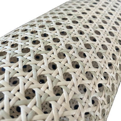 Fabrica de cuero PU de madera sólida resistente y versátil Muestra de ratán de plástico natural con acabado de nitrolaca