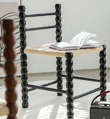 Asiento de cuerda tejida tradicional y silla de comedor de madera sólida para sus necesidades de negocio de restaurante