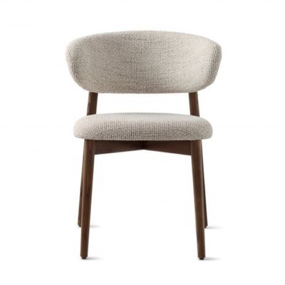 Muebles de comedor Color personalizado Diseño tradicional silla de madera de nuez con tela de lino blanco y respaldo curvo