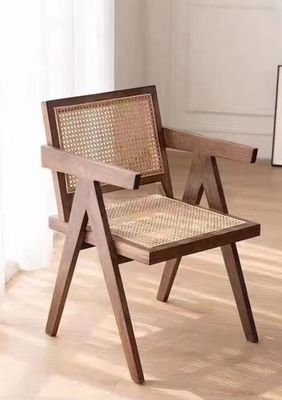 Madera de color negro / de madera de nuez Madera sólida con silla de ratán para muebles de comedor de estilo moderno