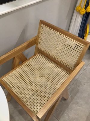 Madera de color negro / de madera de nuez Madera sólida con silla de ratán para muebles de comedor de estilo moderno