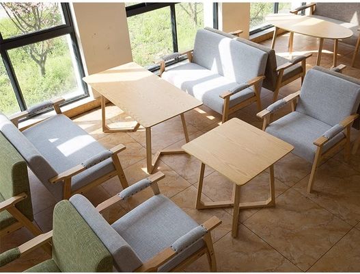 Silla de asiento blando de diseño moderno para el salón y el hotel W65*D59*H75CM Silla de sofá de madera de tejido sólido