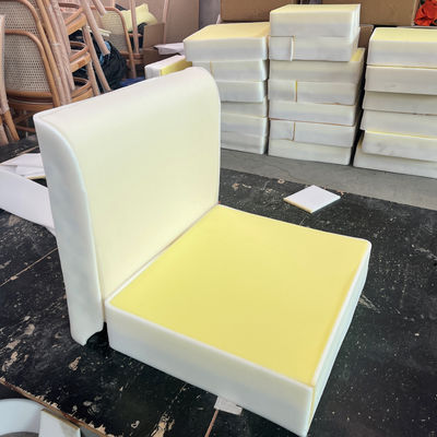 Silla de madera sólida tapizada de tela Nitrolacquer Finish Silla de descanso para el salón