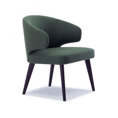OEM Sí Sala de comedor Piernas de madera Silla de terciopelo Asiento de asiento único Respaldo de ala sillas de comedor para muebles de restaurante de lujo