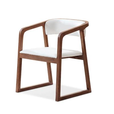 Silla de comedor de cuero PU de madera sólida en diseño nórdico y color negro / nuez / personalizado para comer moderno