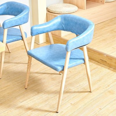Silla de asiento blando de estilo moderno para el salón y el hotel Silla de comedor de madera de tejido sólido de diseño moderno
