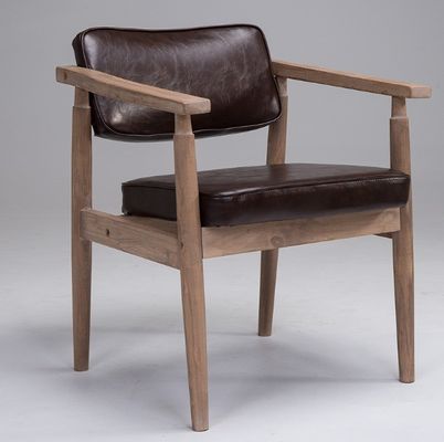 Muebles de comedor modernos europeos de madera maciza sillas de cuero PU de color de madera natural para el comedor de muestra