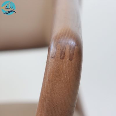 No silla de comedor de madera de ceniza sólida plegada para el lujo moderno silla de brazos de madera de ocio en la habitación del hotel