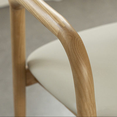 Agregue un toque de elegancia a su comedor con el diseño de estilo nórdico moderno silla de comedor con respaldo de madera de roble blanco