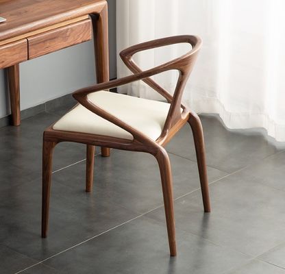 Silla de madera sólida de diseño nórdico moderno para restaurantes Silla de comedor de cuero PU W51*D57*H80CM Plegable NO