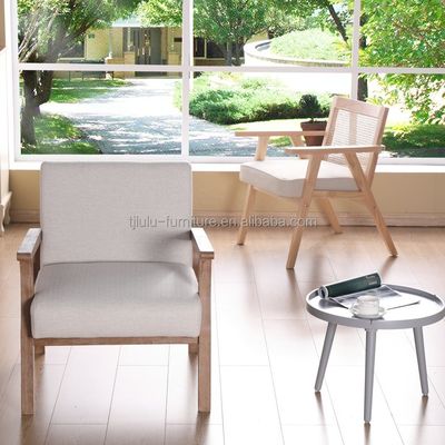 Sala de estar y hotel Sofá de madera sólida silla de madera W69 * D76 * H79CM con asiento blando diseño moderno asiento único