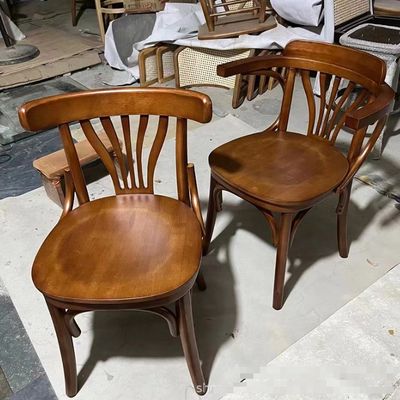 Sillones de madera de diseño moderno con apoyo reclinable y tapicería de cuero de PU en estilo nórdico