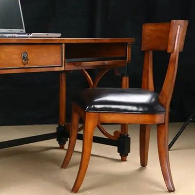 Tamaño personalizado Silla de restaurante Cuadro de madera Cuero suave de cojín grueso Silla de comedor Silla para muebles de casa