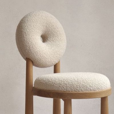 Silla de comedor de madera sólida para el hotel Servicio OEM aceptado en el apartamento