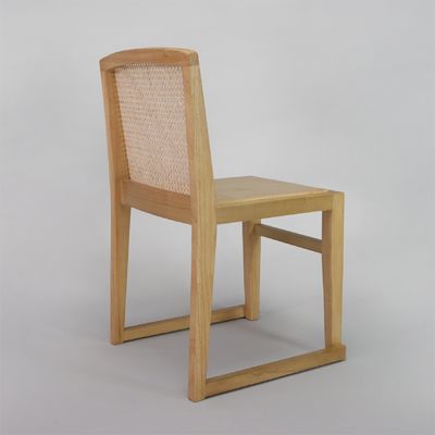 Modern U Reposacorrea de Rattan apilada sillas de comedor de madera sólida sin plegado perfecto para restauración de hoteles mejoramiento y renovación