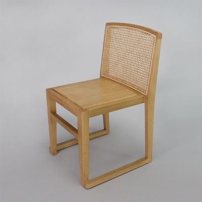 Modern U Reposacorrea de Rattan apilada sillas de comedor de madera sólida sin plegado perfecto para restauración de hoteles mejoramiento y renovación