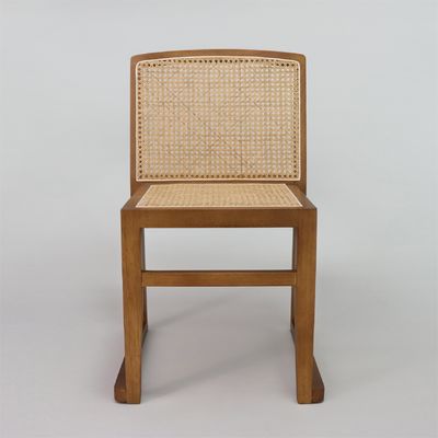 Servicio OEM aceptado Muebles nórdicos Apoyo de espalda de ratán apilable silla de comedor de madera sólida para hotel restaurante