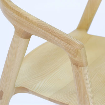 Silla de comedor de madera sólida con acabado de nitrolacquer y NO diseño plegado a razonable en madera de ceniza