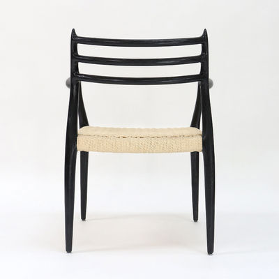 Silla de comedor moderna tejida a mano de cordón Nitrolacquer acabado de madera sólida con reposabrazos diseño moderno