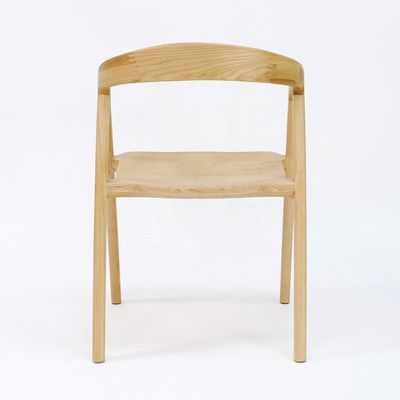 Restaurante de estilo nórdico moderno Diseño de sillón de madera Sillas de comedor de madera sólida con muebles para el hogar y embalaje de correo