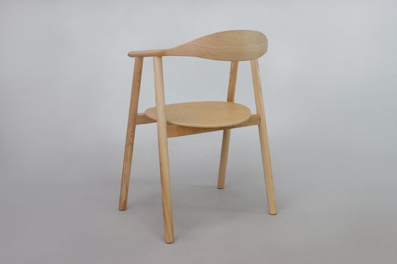 Silla de comedor de madera de ceniza sólida totalmente montada para muebles para el hogar en restaurante moderno