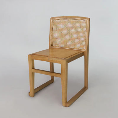Sillones de comedor de madera maciza U Muebles de respaldo de ratán apilables para hoteles Restaurantes NO Muebles plegados acabado nitrolacquer