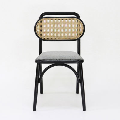 Diseños personalizados silla de rattan de madera para comedor W47 * D51 * H82.5CM en madera sólida natural