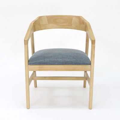 Silla de comedor de madera moderna personalizada para restaurante hotel cubierta de tela nuez/natural/negro