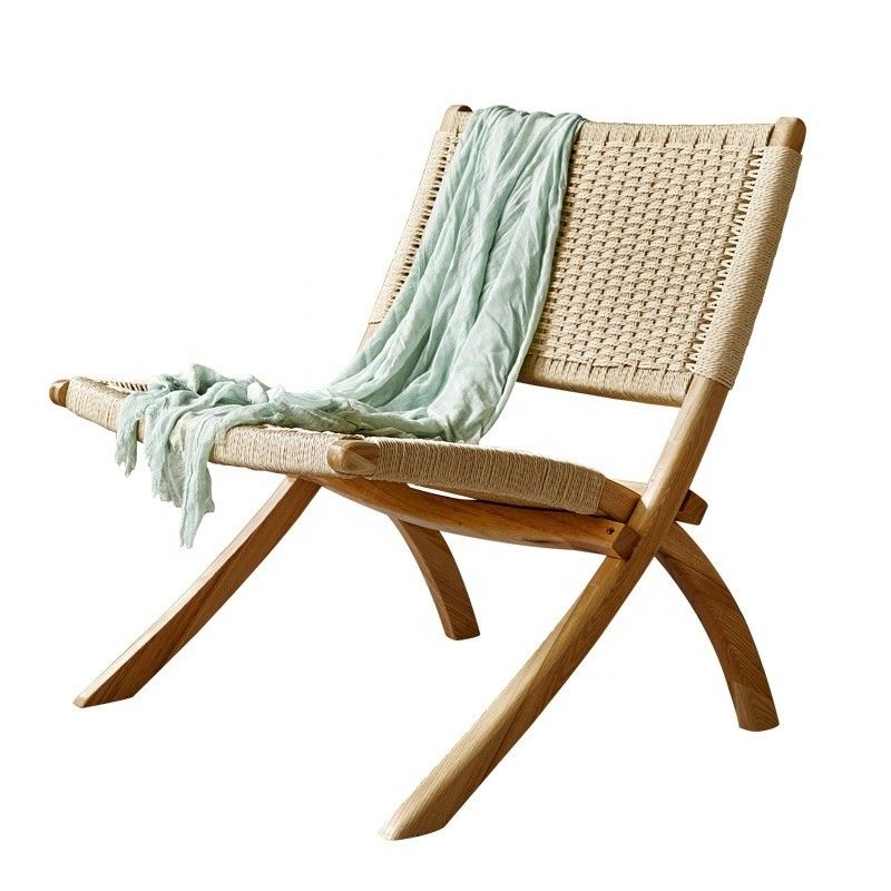 Estilo de ocio Patio de madera de exterior y sala de estar sillas plegables con artesanía tejida de ratán natural