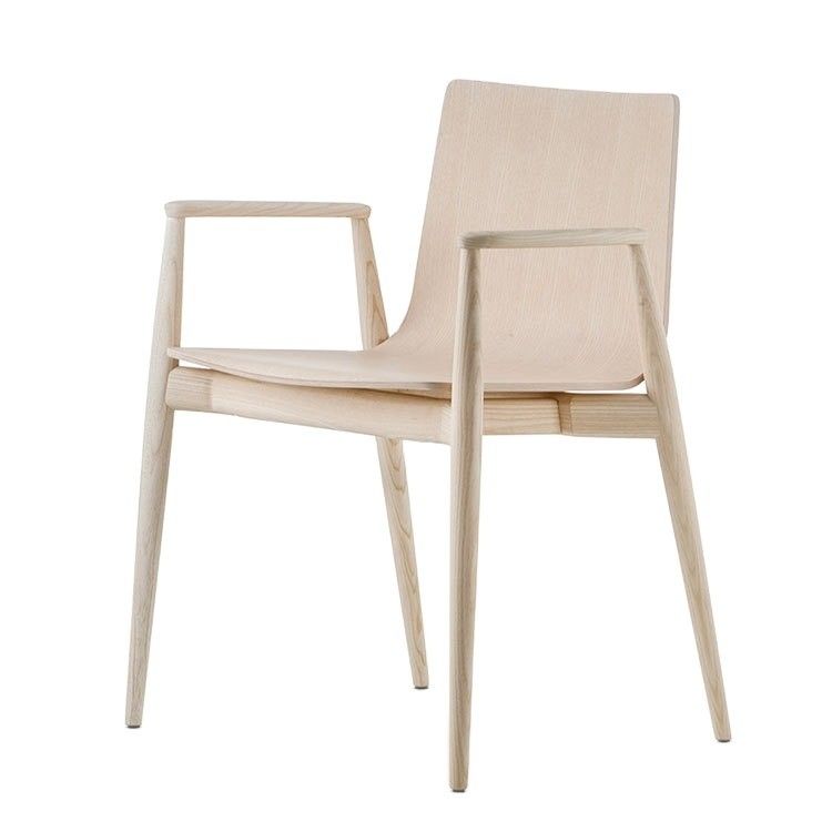 Nordic Light Luxury Silla de madera sólida Silla de comedor tapizada de cuero para hotel Cafetería y sala de estar Envasado de correo
