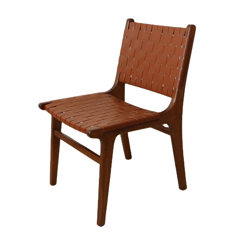 Logotipo personalizado sillas de ocio al aire libre Muebles de madera maciza estilo de diseño moderno con silla de comedor tejida de cuero PU