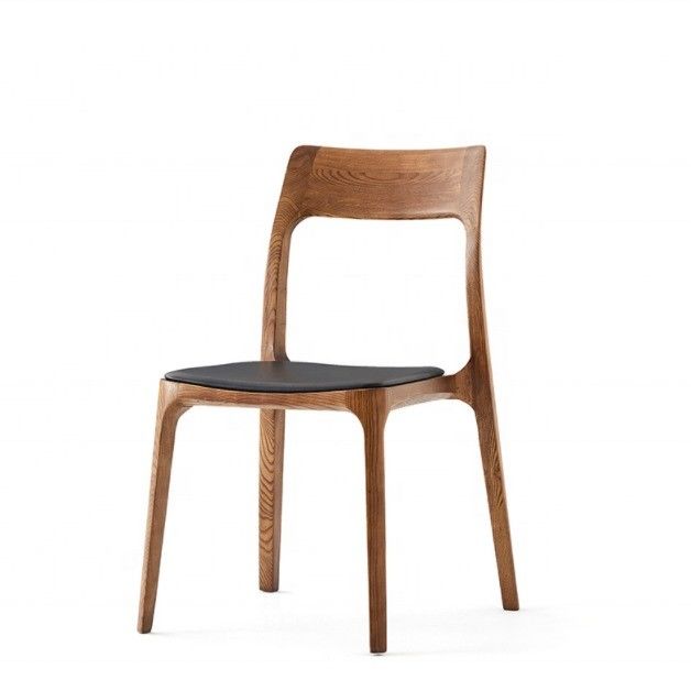 Silla de comedor de diseño clásico apilada con material de madera sólida y alta capacidad de peso de 200 kg
