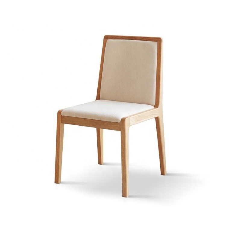 Silla de comedor de madera sólida con tapicería nórdica Diseño duradero y sofisticado