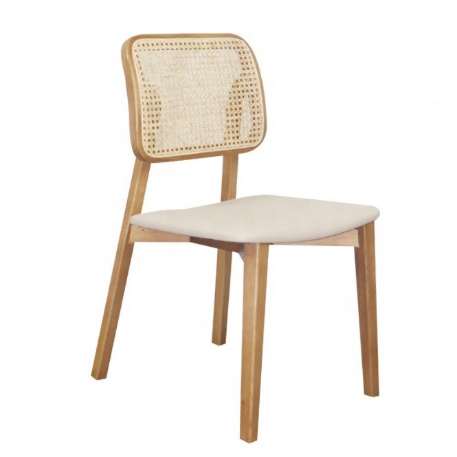 Silla de comedor de rotín de madera de estilo nórdico para interiores modernos