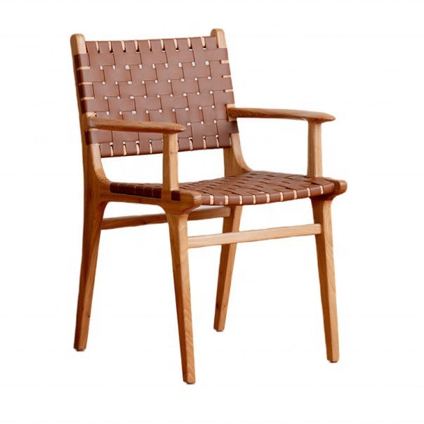 Embalaje del correo N Asiento de cuero de PU moderno y respaldo Silla de comedor de madera con o sin reposabrazos