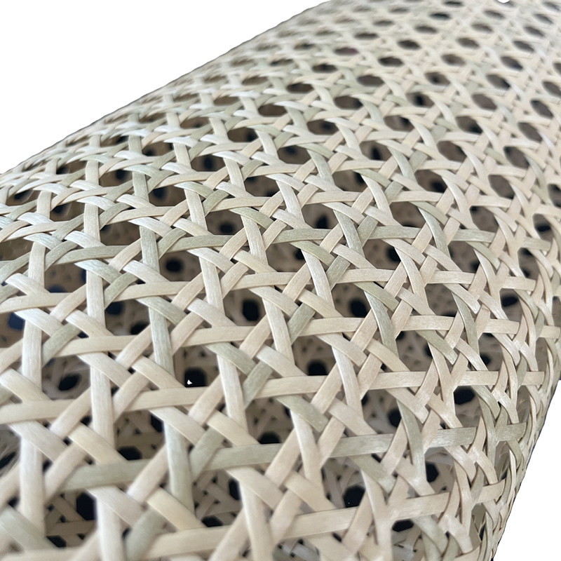 Fabrica de cuero PU de madera sólida resistente y versátil Muestra de ratán de plástico natural con acabado de nitrolaca