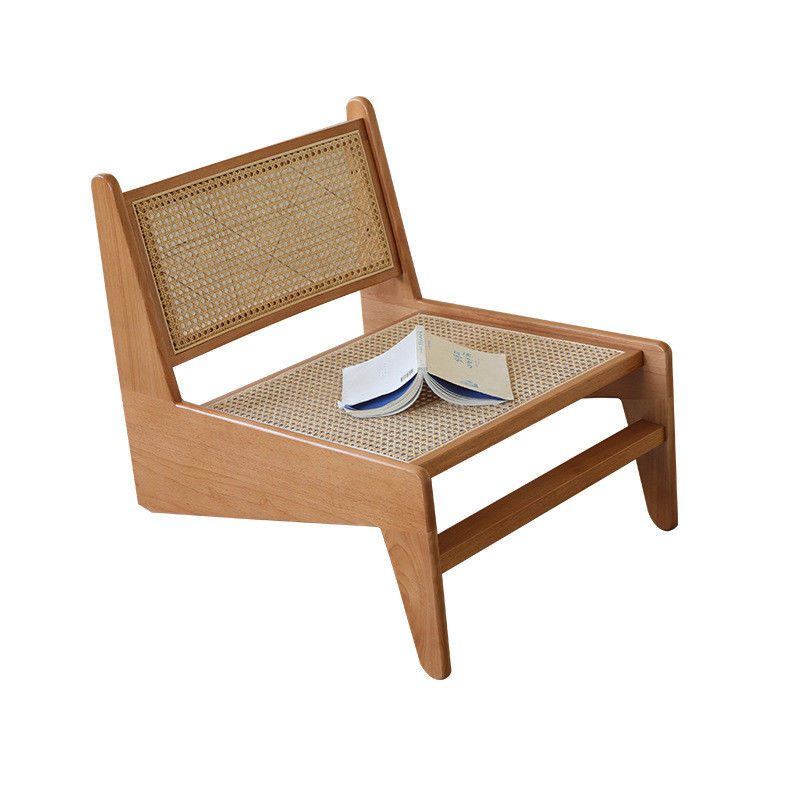 Cadro de madera de caucho silla de ocio de estilo nórdico para el salón silla de salón de madera