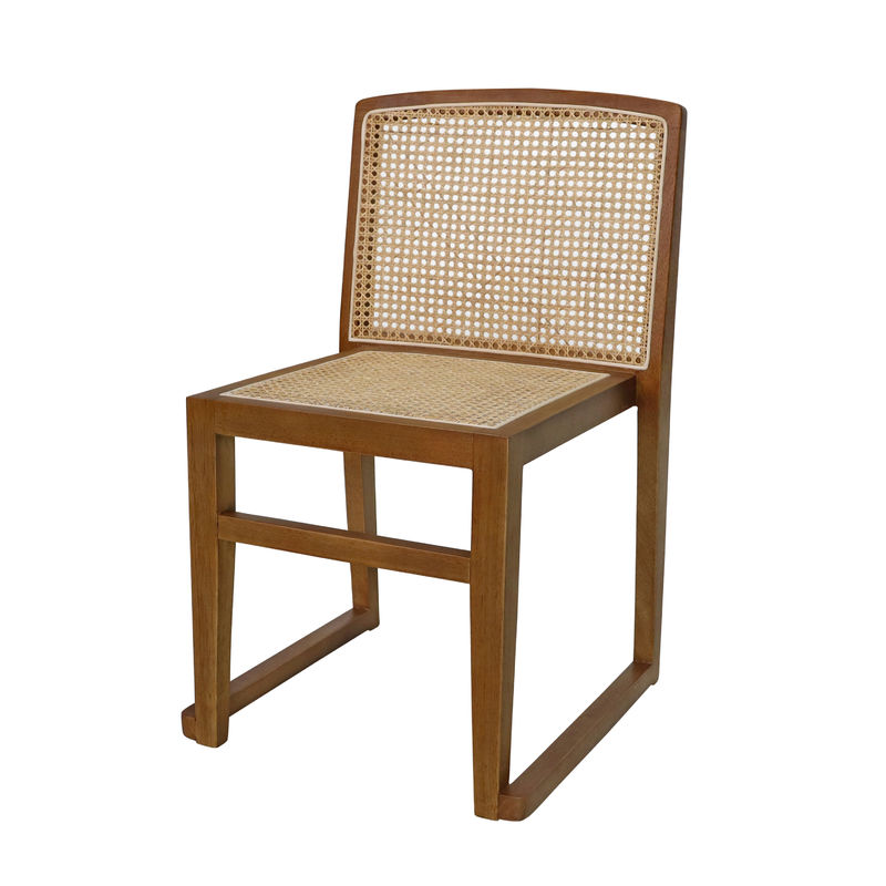 Servicio OEM aceptado Muebles nórdicos Apoyo de espalda de ratán apilable silla de comedor de madera sólida para hotel restaurante