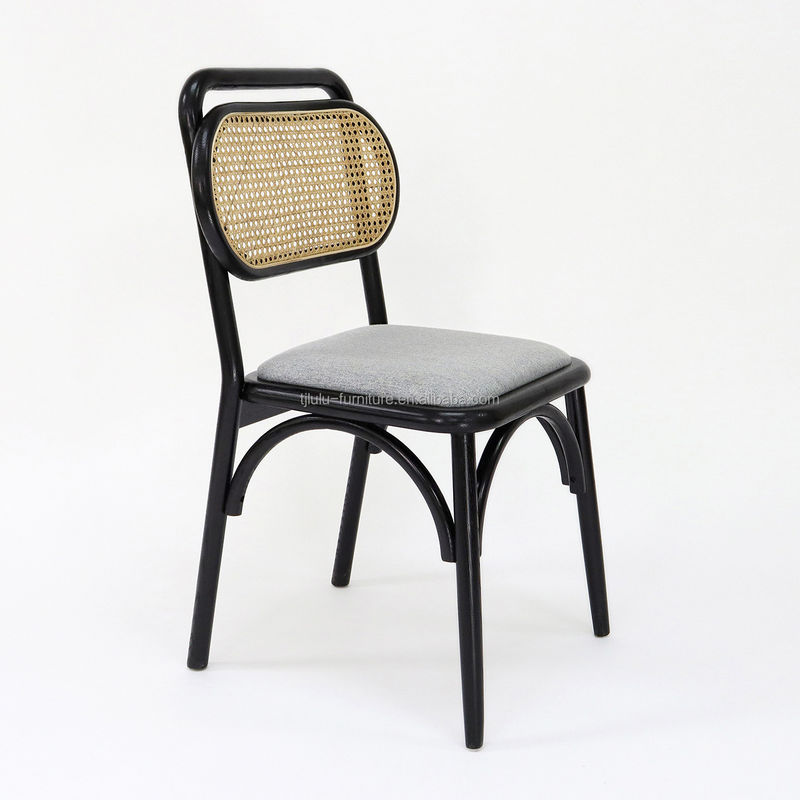 Diseños personalizados silla de rattan de madera para comedor W47 * D51 * H82.5CM en madera sólida natural